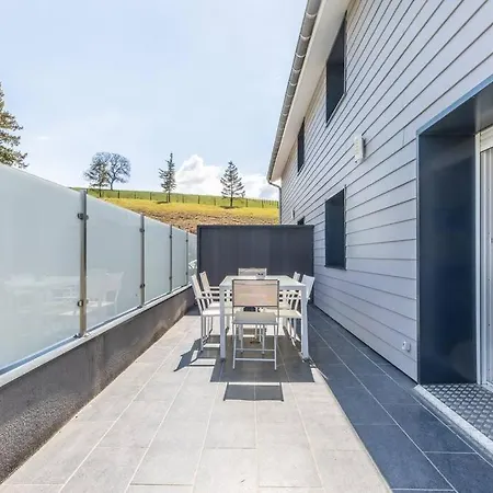 Maison Piscine Zenith D'auvergne Clermont Sud Holiday home *